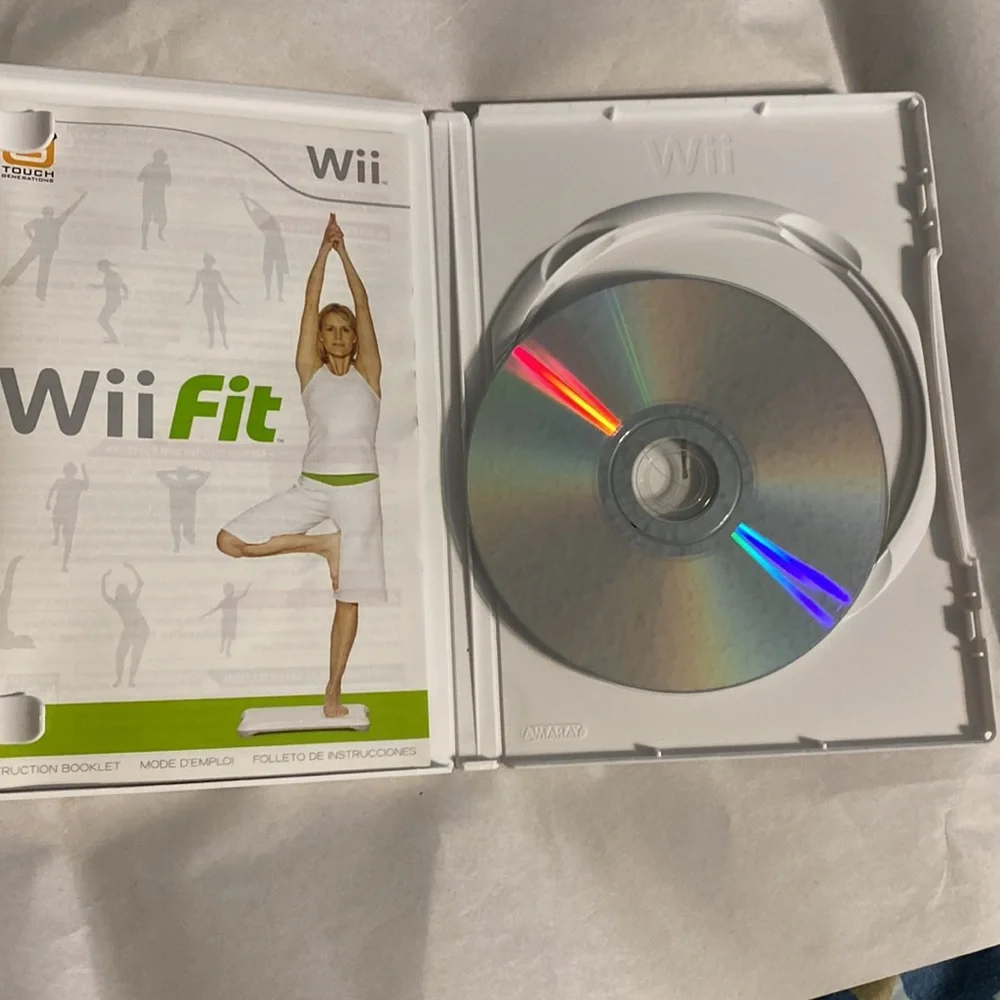 Nintendo Wii Fit DVD in Case with Manuel Fitness Exercise